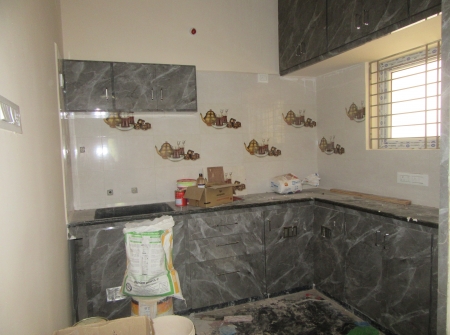 5) Li Id : 177 - Kitchen.JPG